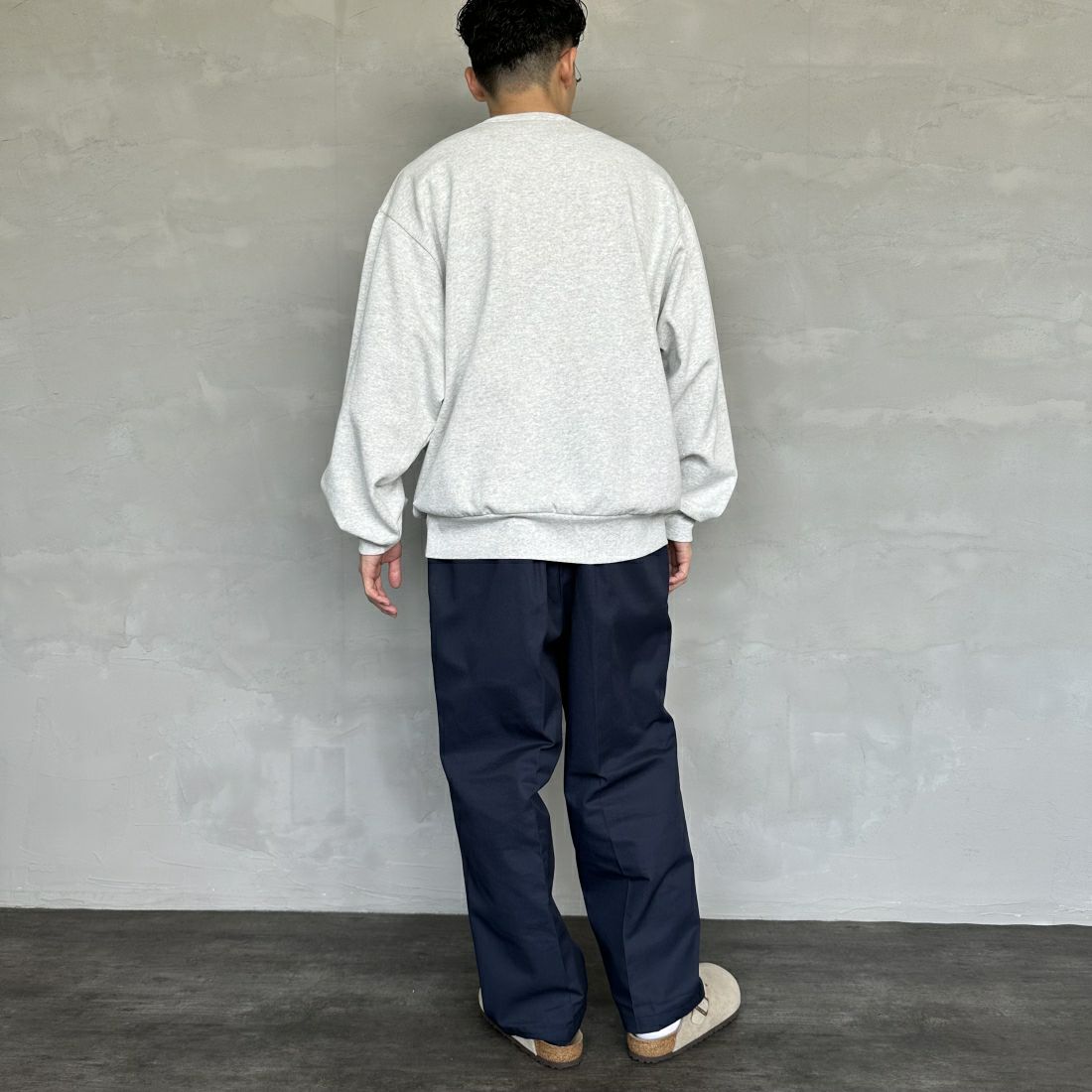 Health knit [ヘルスニット] 別注 ヘンリーネックスウェット [HR24F-M019-JF] H.GREY &&モデル身長：168cm 着用サイズ：L&&