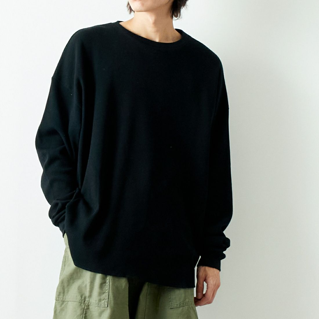 iori [イオリ] 別注 サーマルロングスリーブTシャツ [IP78-JF] BLACK &&モデル身長：182cm 着用サイズ：3&&