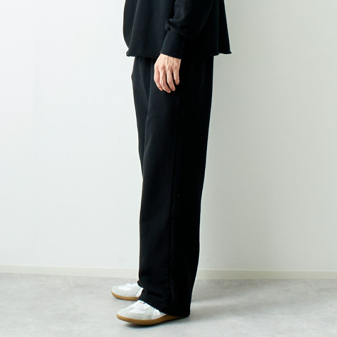 iori [イオリ] 別注 スウェットパンツ [IP76-JF] BLACK &&モデル身長：182cm 着用サイズ：2&&