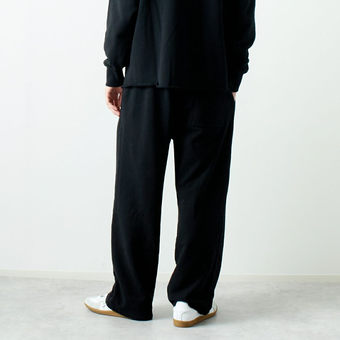 iori [イオリ] 別注 スウェットパンツ [IP76-JF] BLACK &&モデル身長：182cm 着用サイズ：2&&