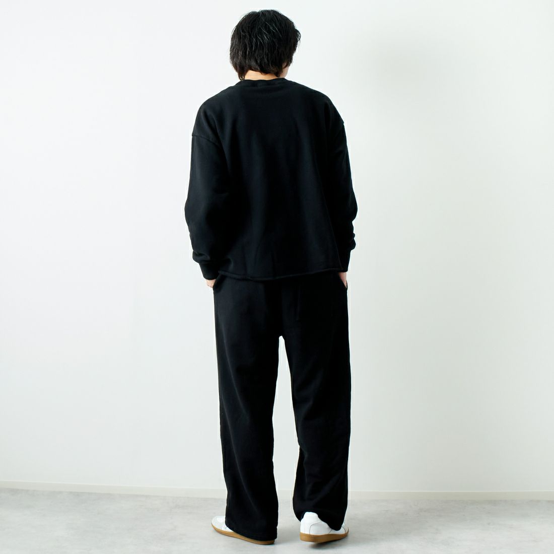 iori [イオリ] 別注 スウェットパンツ [IP76-JF] BLACK &&モデル身長：182cm 着用サイズ：2&&