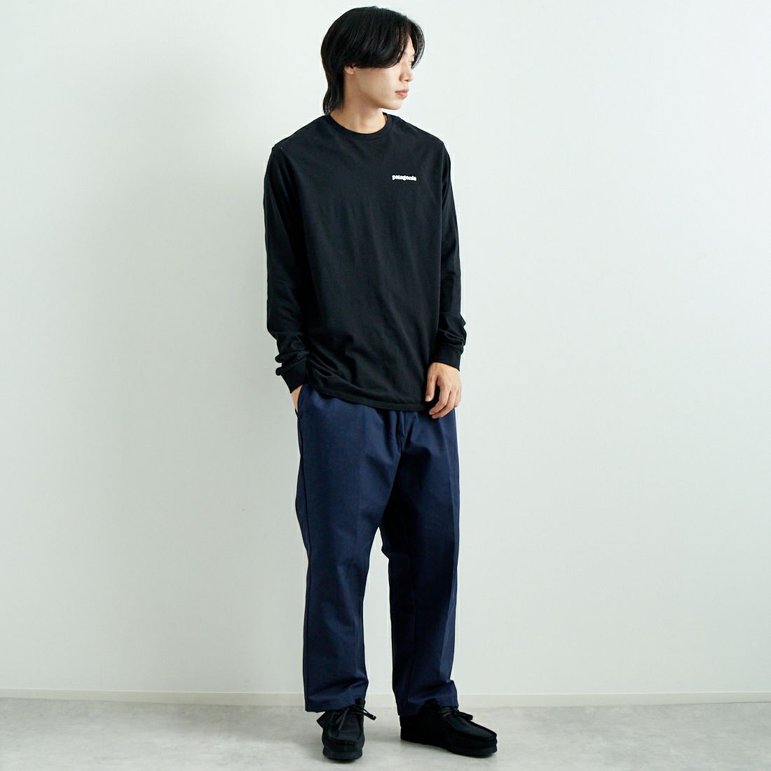 patagonia [パタゴニア] メンズ ロングスリーブ P-6ロゴ レスポンシビリティーTシャツ [38518] BLK &&モデル身長：179cm 着用サイズ：M&&