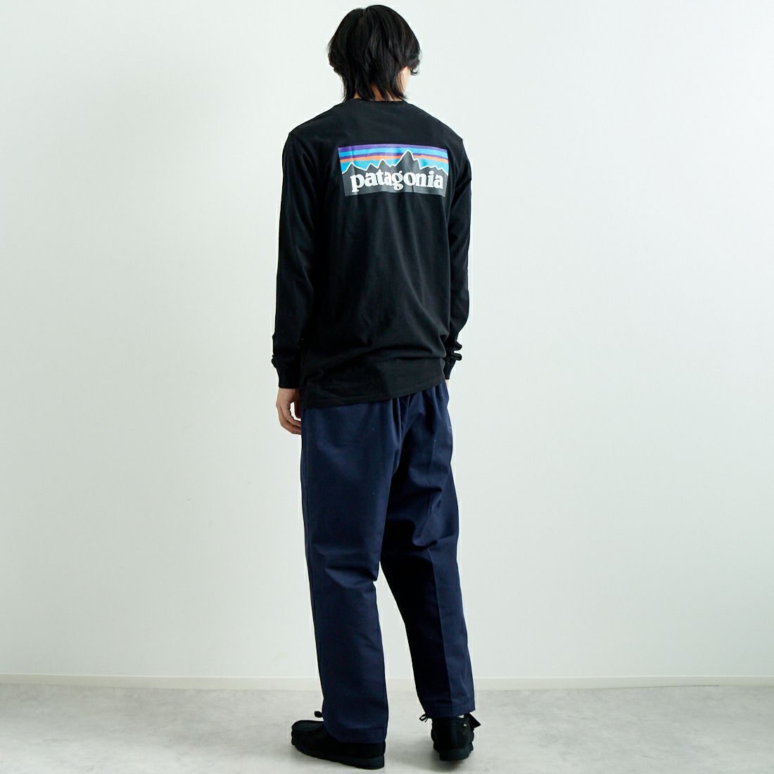 patagonia [パタゴニア] メンズ ロングスリーブ P-6ロゴ レスポンシビリティー [38518] BLK &&モデル身長：179cm 着用サイズ：M&&