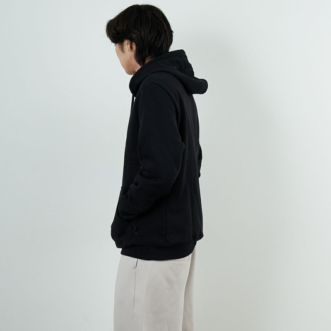 patagonia [パタゴニア] ホーム ウォーター トラウト アップライザル フーディ [39661] BLK &&モデル身長：179cm 着用サイズ：M&&