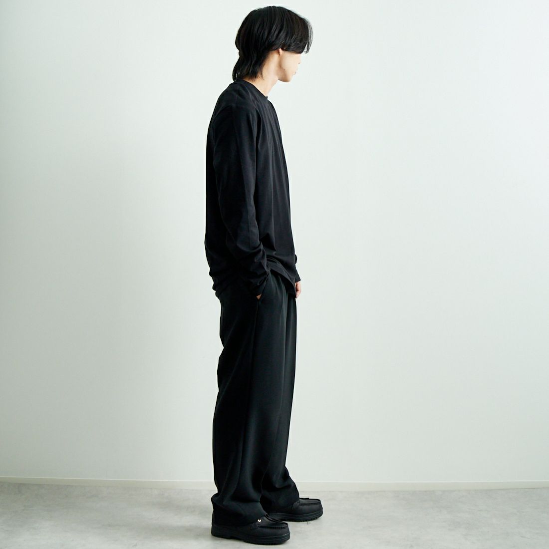 BALR. [ボーラー] 日本限定 ブランドロングスリーブTシャツ [B11111059] BLACK &&モデル身長：179cm 着用サイズ：L&&
