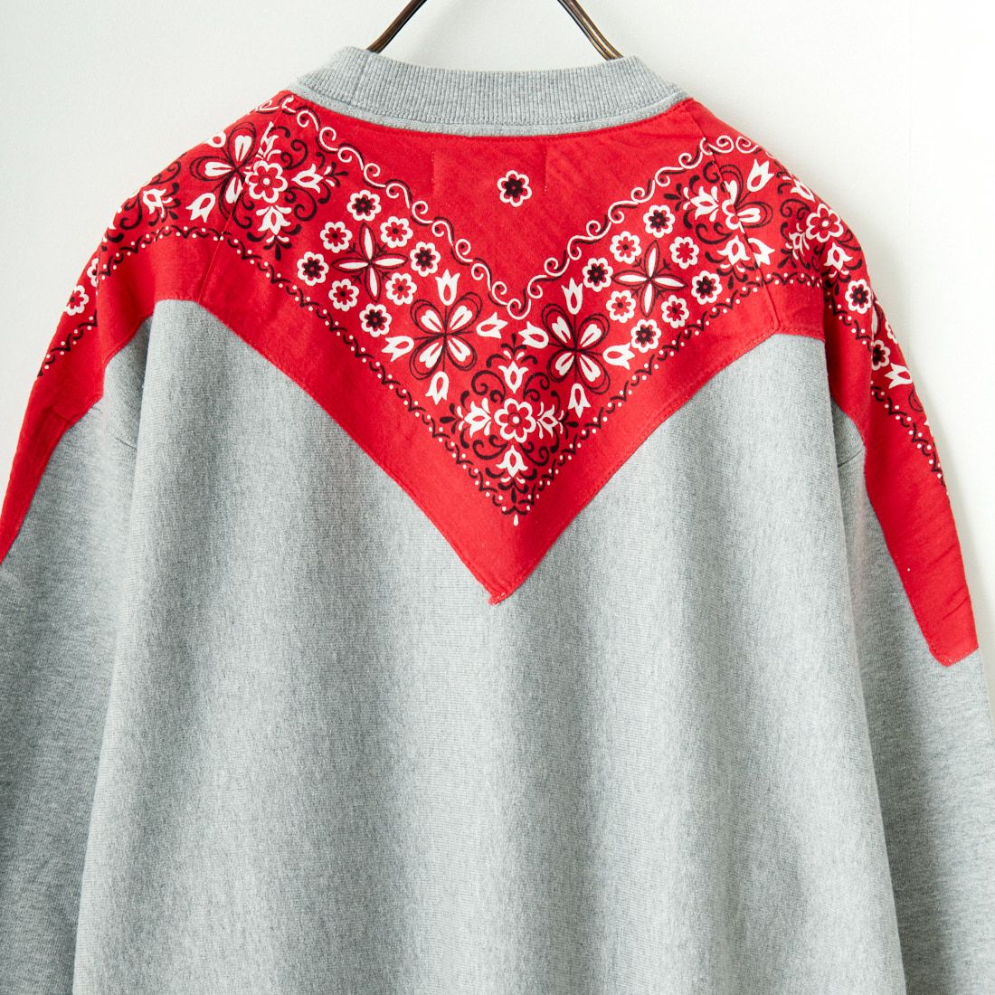 ILL ONE EIGHTY [イル ワンエイティ] ヴィンテージ バンダナスウェット [ILL241-11K] H.GRAY