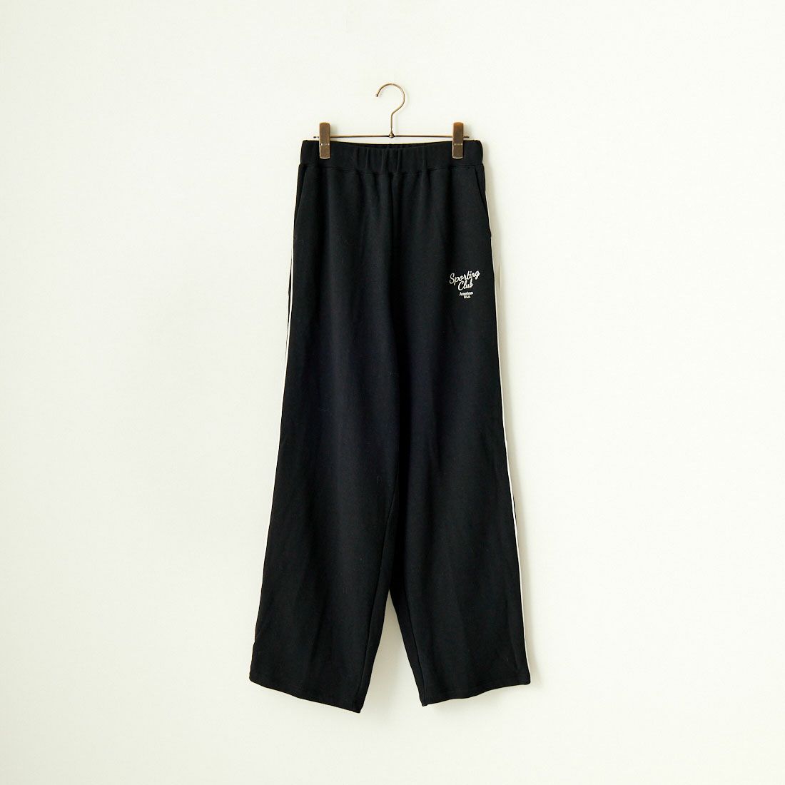 Americana × JEANS FACTORY [アメリカーナ × ジーンズファクトリー] 別注 ワンポイントロゴ刺繍 ワイドスウェットパンツ [ASO-726-1-JF] ﾌﾞﾗｯｸ