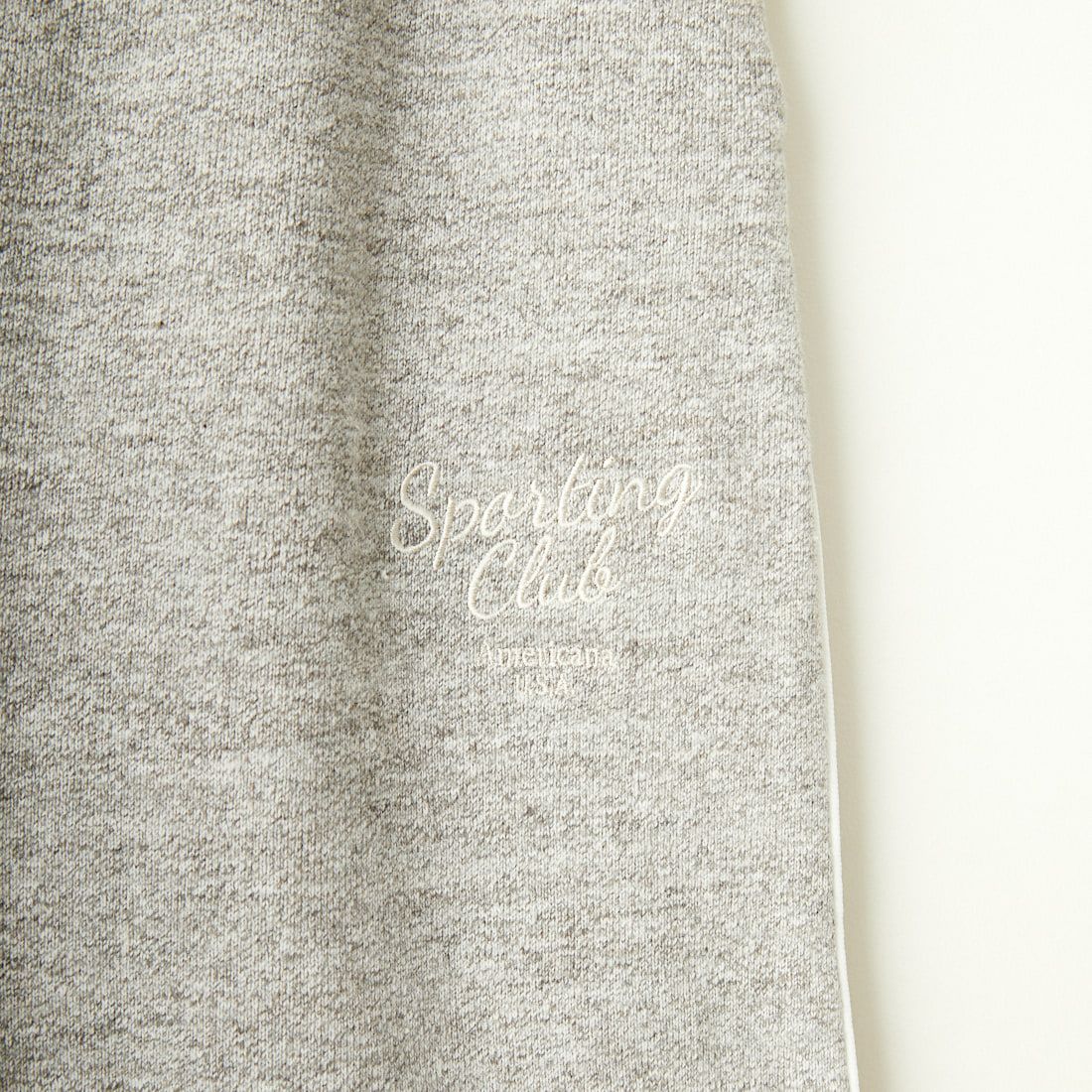 Americana × JEANS FACTORY [アメリカーナ × ジーンズファクトリー] 別注 ワンポイントロゴ刺繍 ワイドスウェットパンツ [ASO-726-1-JF] ﾓｸｸﾞﾚｰ
