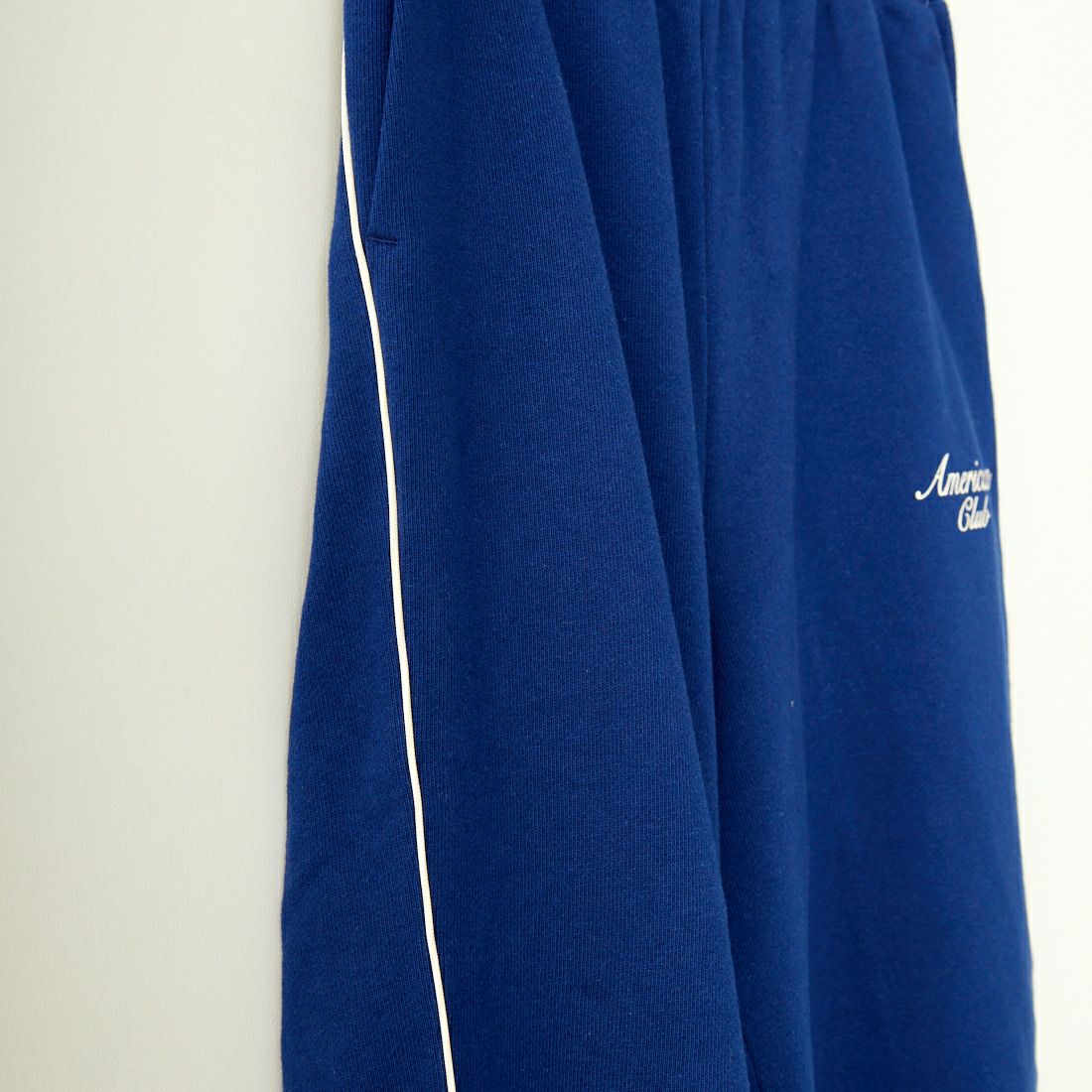 Americana × JEANS FACTORY [アメリカーナ × ジーンズファクトリー] 別注 ワンポイントロゴ ワイドスウェットパンツ [ASO-726-2-JF] ﾌﾞﾙｰ