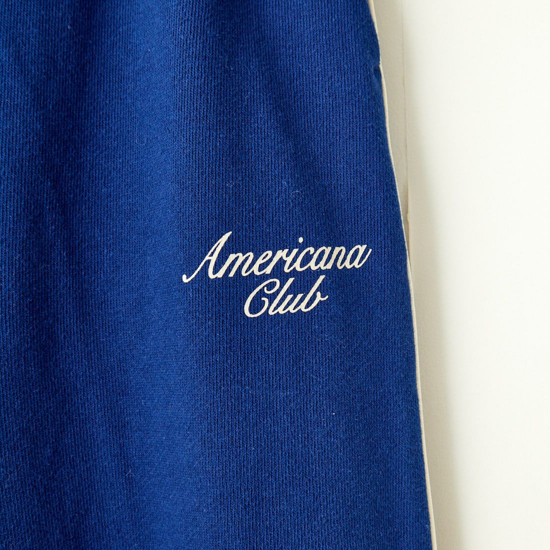 Americana × JEANS FACTORY [アメリカーナ × ジーンズファクトリー] 別注 ワンポイントロゴ ワイドスウェットパンツ [ASO-726-2-JF] ﾌﾞﾙｰ