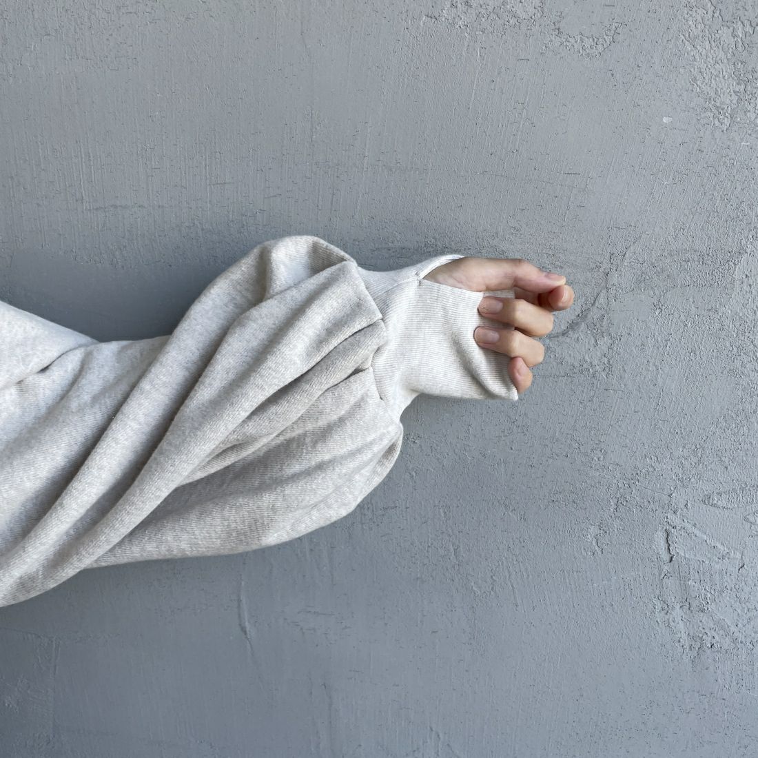 Americana × JEANS FACTORY [アメリカーナ × ジーンズファクトリー] 別注 ボリュームスリーブ ワンポイントロゴ刺繍ラグランスウェット [ASO-746-1-JF] ｵｰﾄﾐｰﾙ