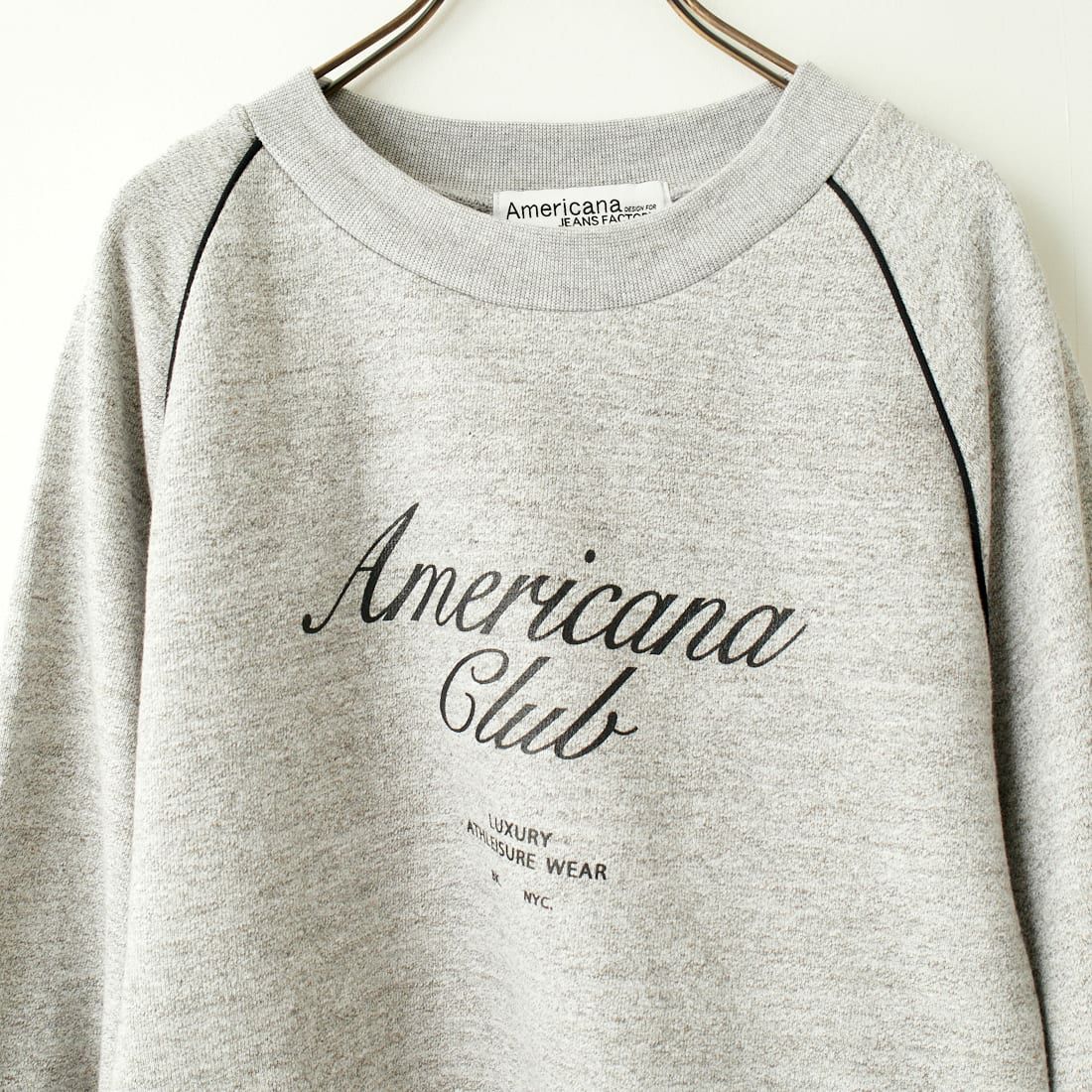 Americana × JEANS FACTORY [アメリカーナ × ジーンズファクトリー] 別注 ボリュームスリーブ ロゴプリントラグランスウェット [ASO-746-2-JF] ﾓｸｸﾞﾚｰ