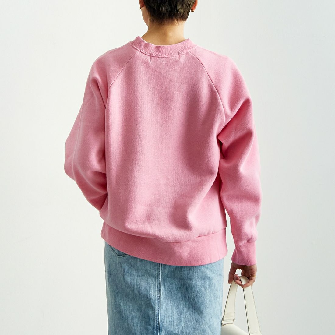 THE SHINZONE [ザ シンゾーン] コモンスウェットシャツ [22AMSCU02] 15 PINK &&モデル身長：160cm 着用サイズ：F0&&