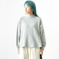 85 GRAYﾓｸ&&モデル身長：167cm 着用サイズ：F&&