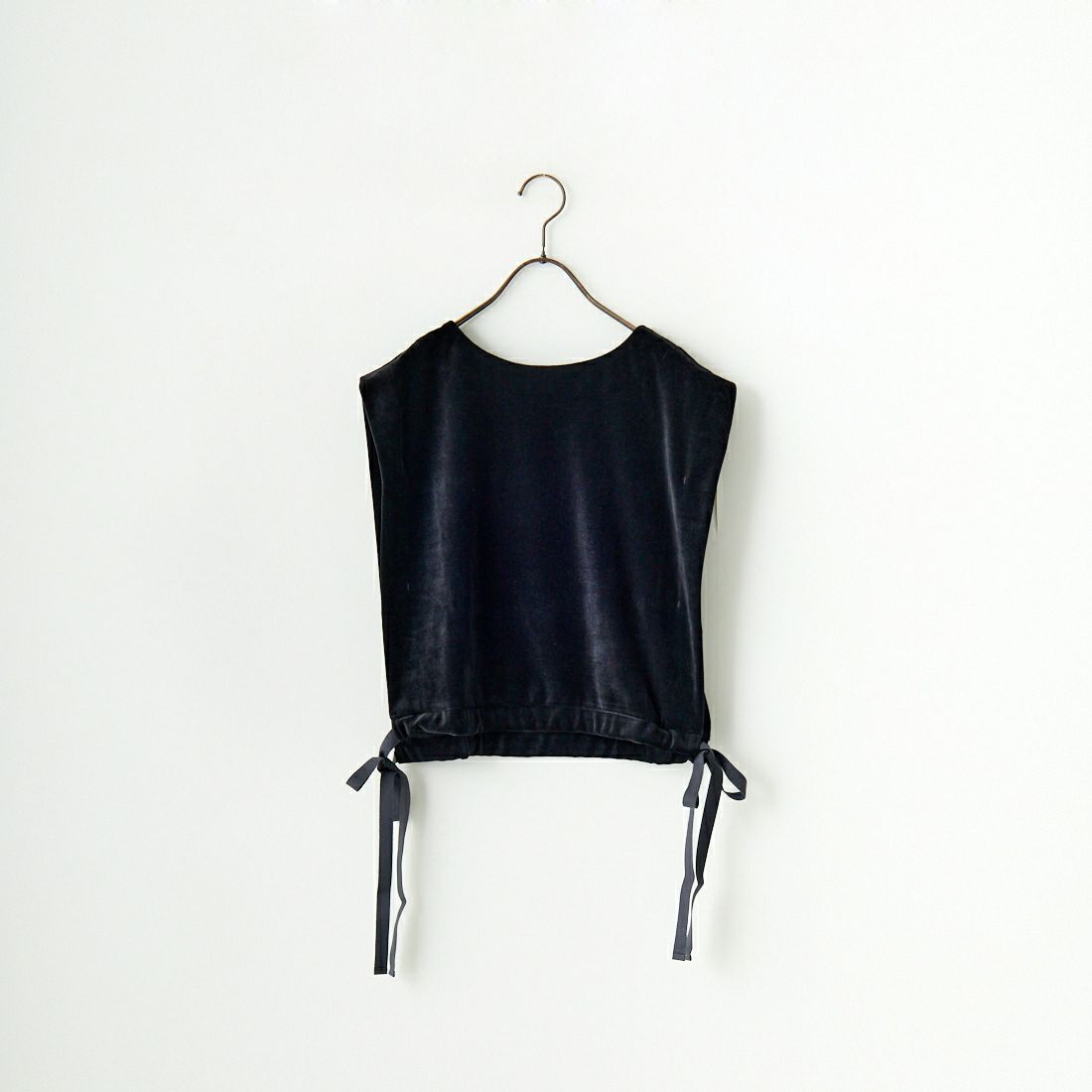 298 N.BLAC