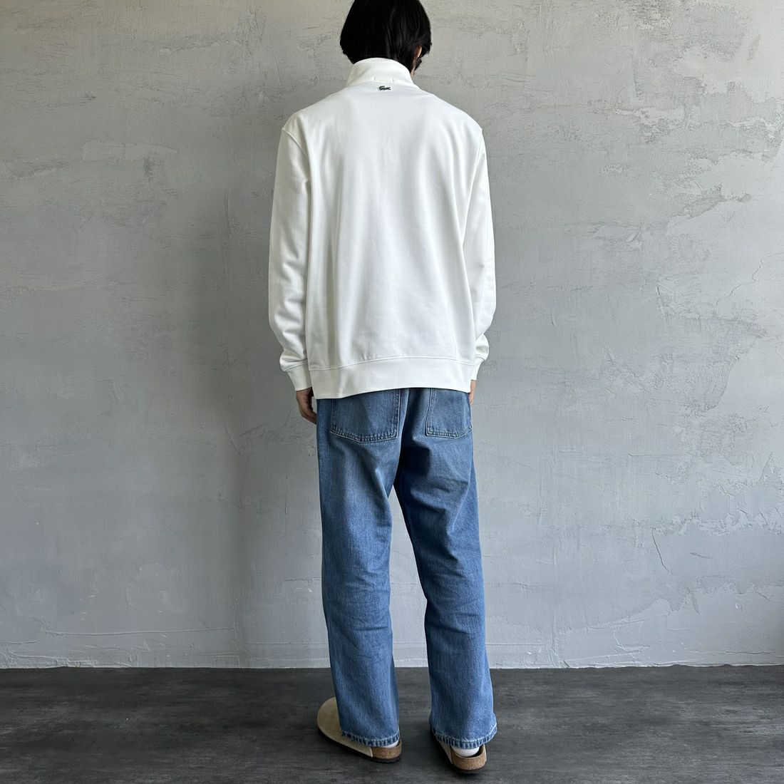 LACOSTE [ラコステ] ワンポイントプリントハーフジップスウェット [SH2735] 70V FLOUR &&モデル身長：179cm 着用サイズ：XL&&