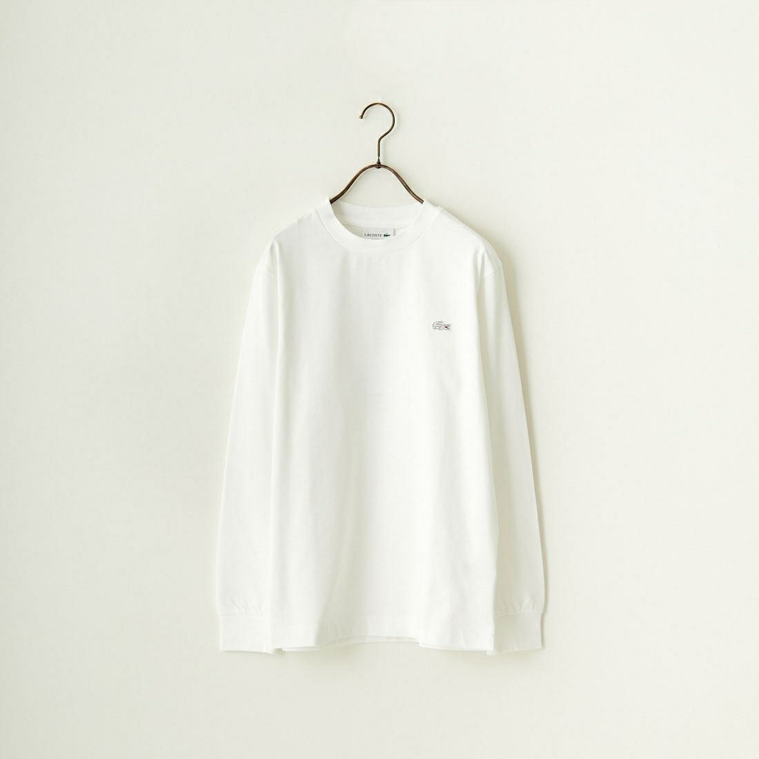 001 WHITE