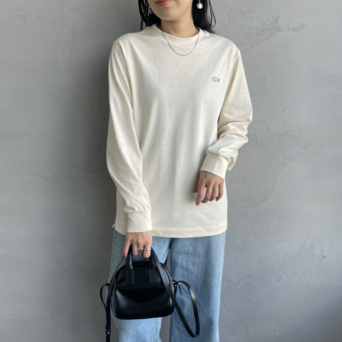 LACOSTE [ラコステ] ベーシックロングスリーブTシャツ [TH5583] XFJ ECRU &&モデル身長：160cm 着用サイズ：2&&