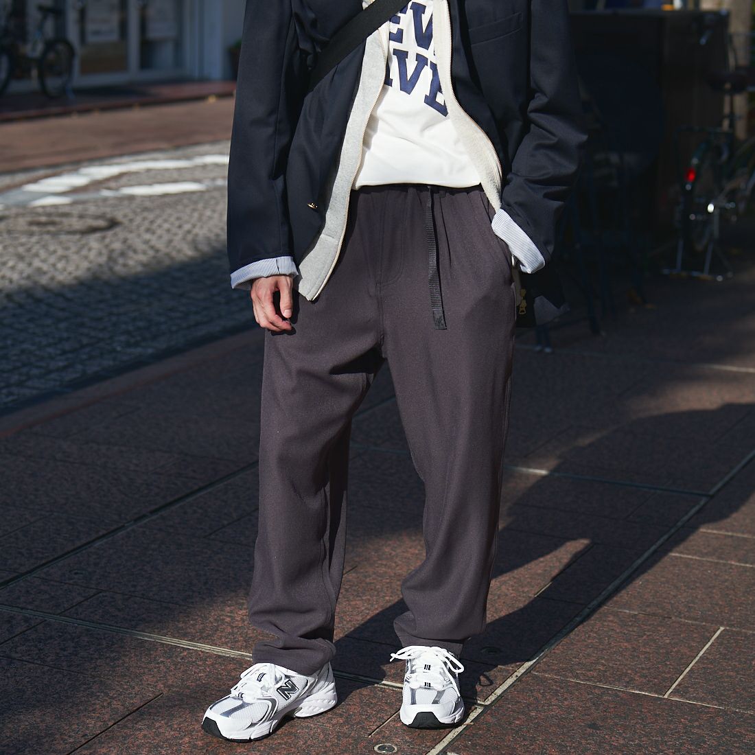GRAMiCCi [グラミチ] 別注 ウールライク エブリデイパンツ [GUP4-F1024-JF] CHARCOAL &&モデル身長：168cm 着用サイズ：L&&