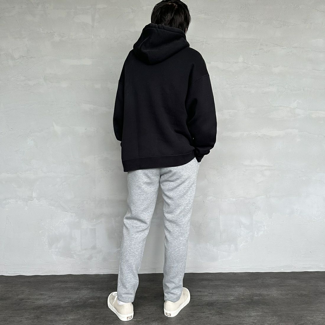 GRAMiCCi [グラミチ] 別注 テックニットスリムパンツ [GUP4-F1023-JF] GRAY &&モデル身長：173cm 着用サイズ：M&&