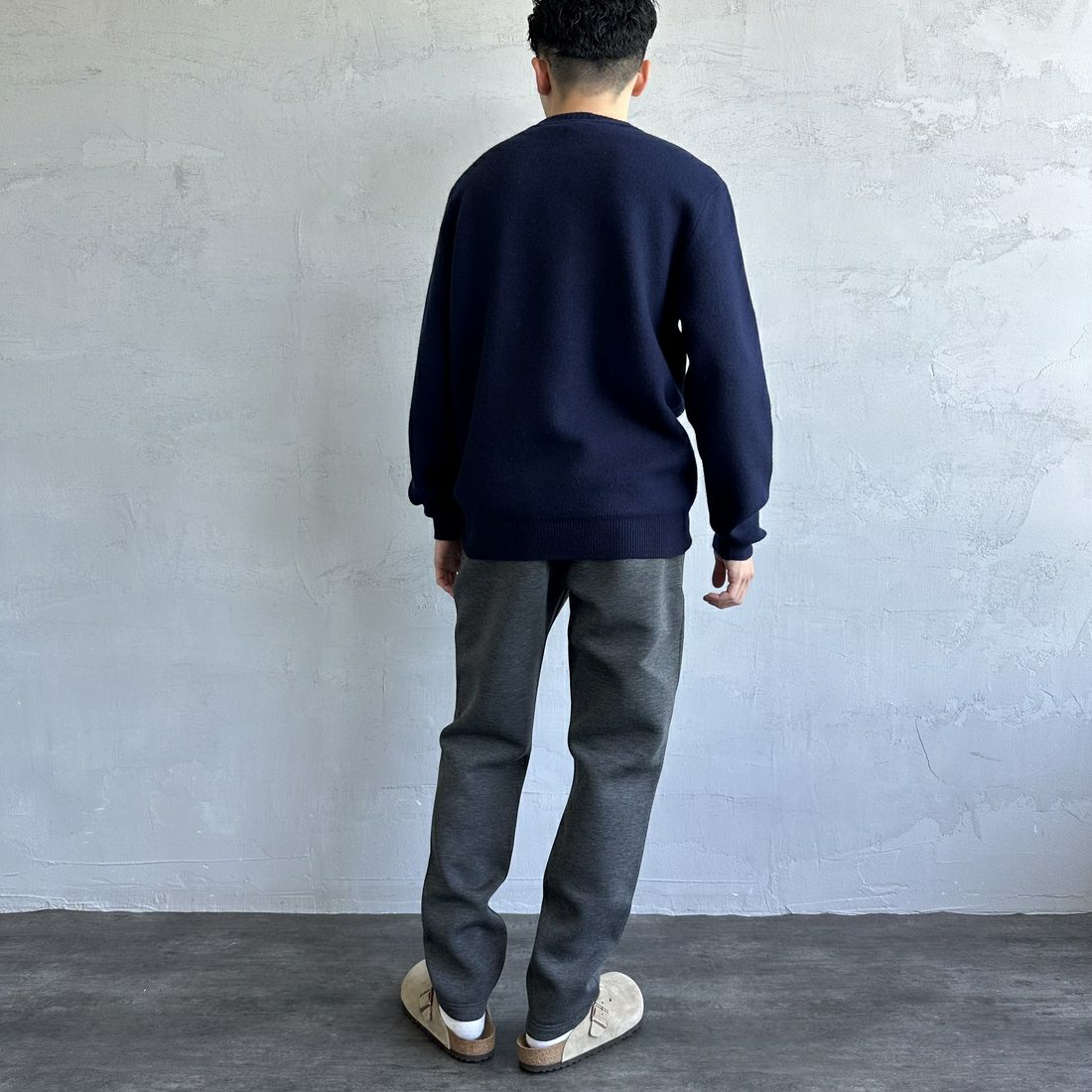 GRAMiCCi [グラミチ] 別注 テックニットスリムパンツ [GUP4-F1023-JF] CHARCOAL &&モデル身長：168cm 着用サイズ：L&&