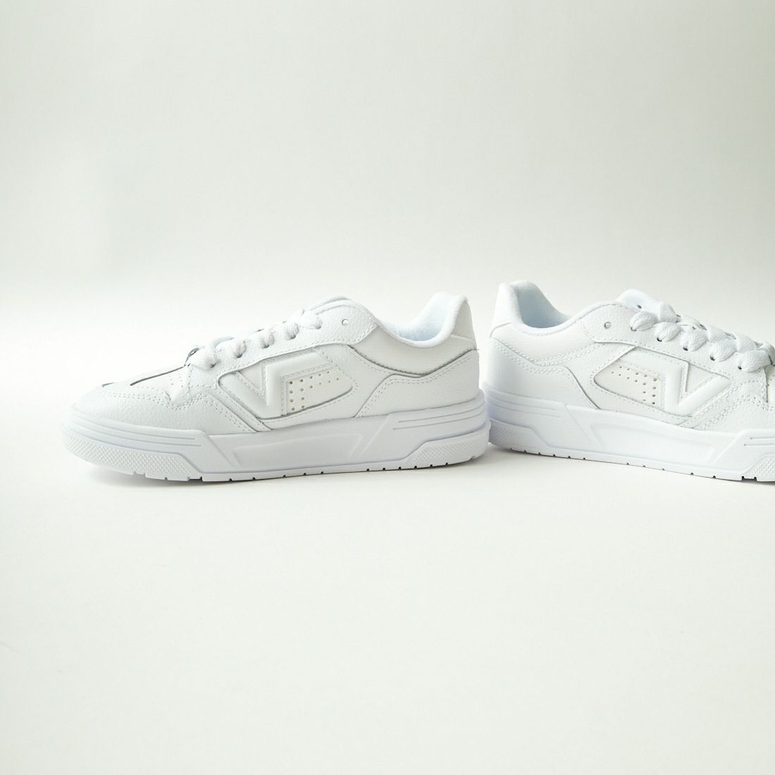 VANS [バンズ] アップランド [VN000D1HWWW] WHITE/WHIT