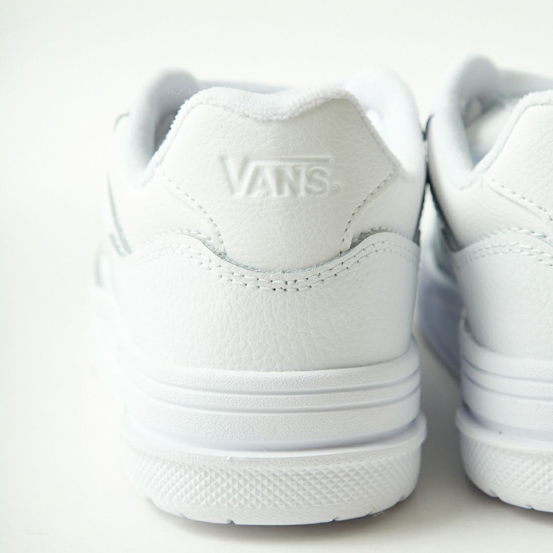 VANS [バンズ] アップランド [VN000D1HWWW] WHITE/WHIT