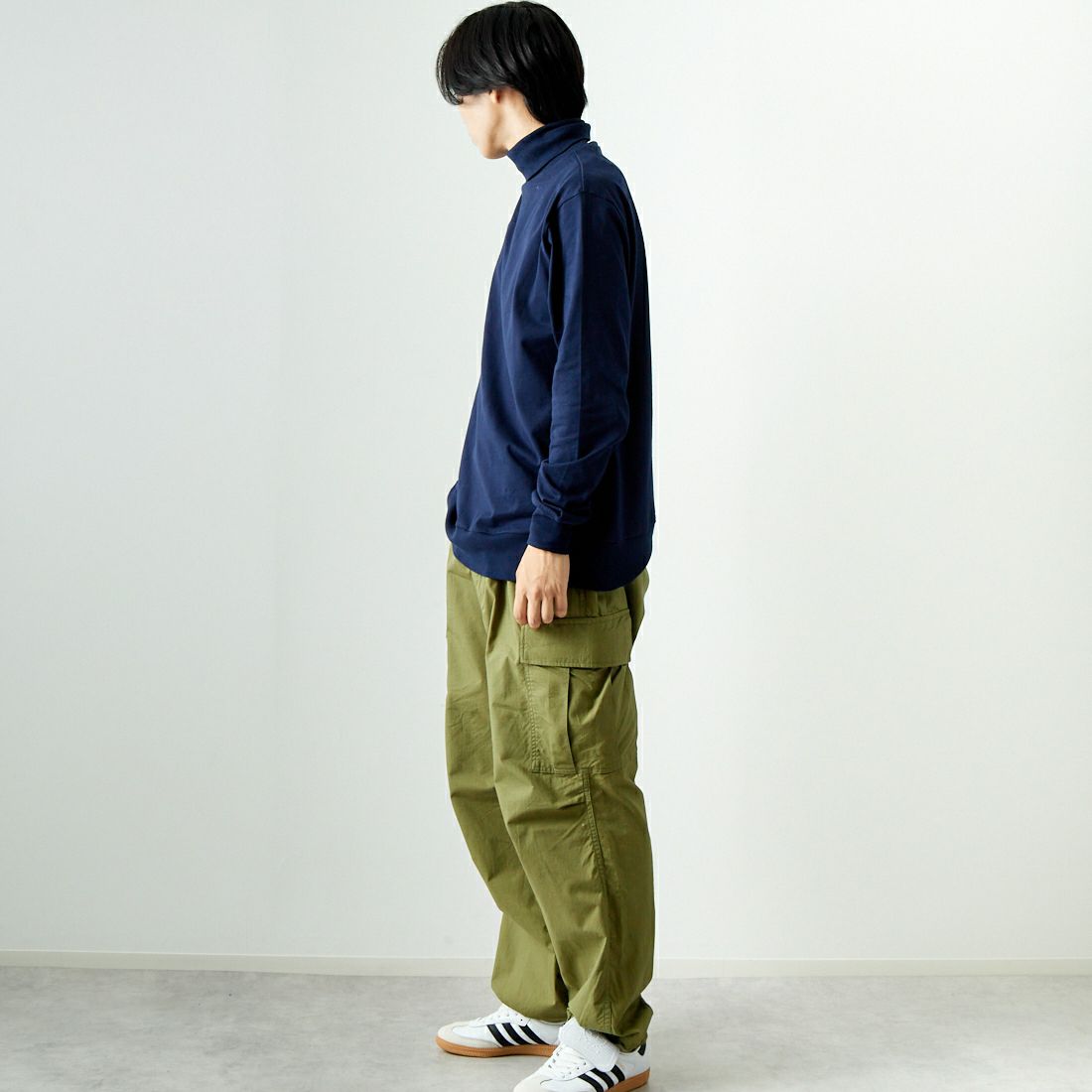 amne [アンヌ] ジャージータートルTシャツ [AMN-CS-066] NAVY &&モデル身長：179cm 着用サイズ：3&&