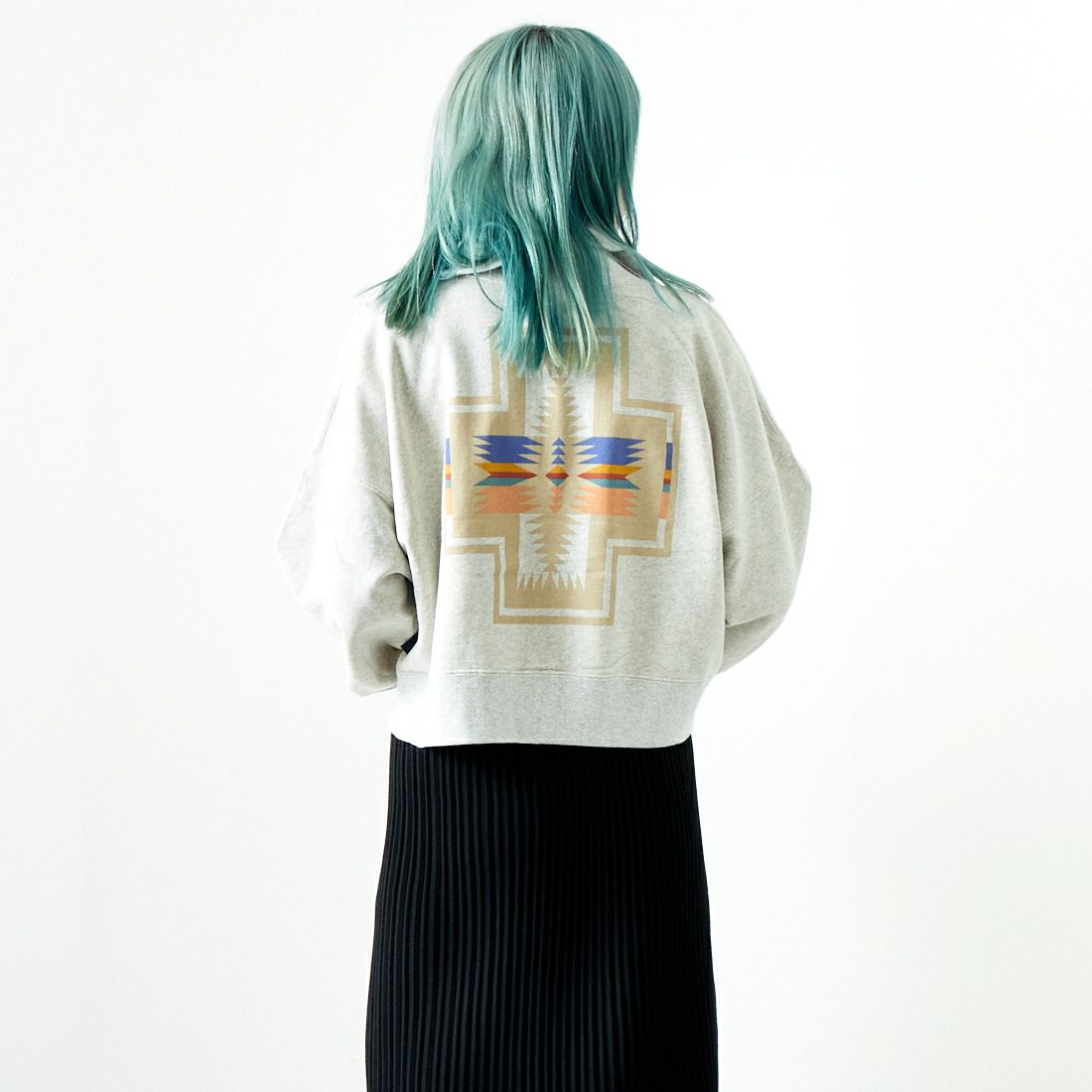 76 A.GRAY&&モデル身長：167cm 着用サイズ：F&&