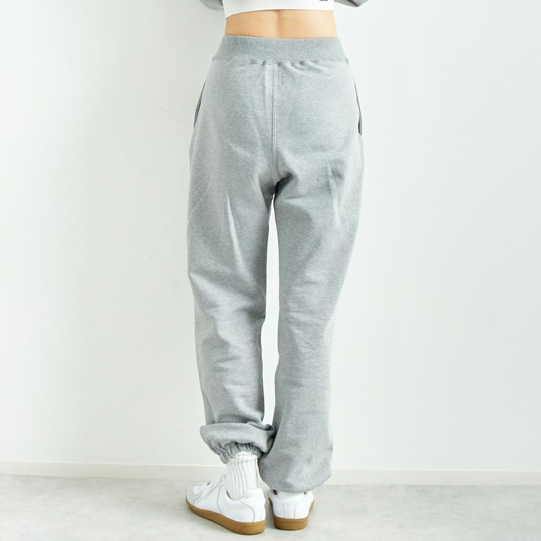 HANDTEX [ハンドテックス] 別注 スポーツクラブスウェットパンツ [HT1-PT-IN4-JF] TENNIS GRE &&モデル身長：167cm 着用サイズ：S&&