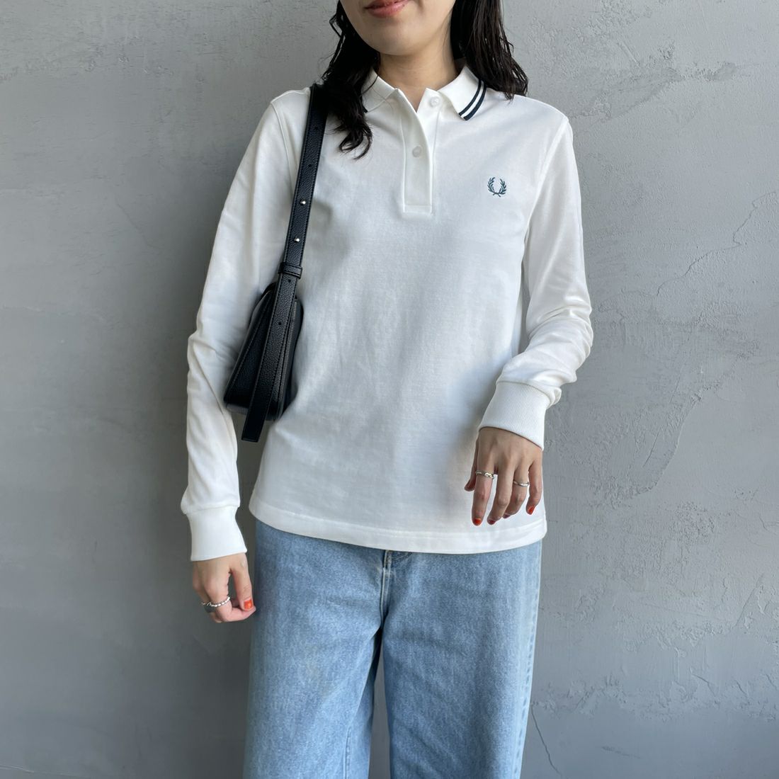 FRED PERRY [フレッドペリー] ツインティップライン ロングスリーブポロシャツ [G3636] Z78 SNOW W &&モデル身長：160cm 着用サイズ：10&&