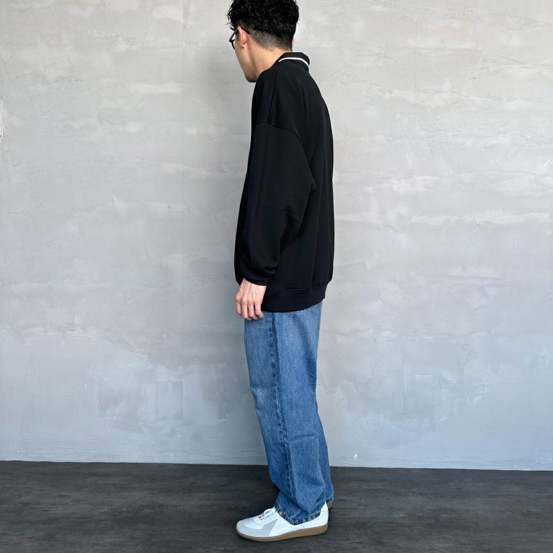 umbro [アンブロ] 別注 ワンポイントロゴ刺繍 ゲームスウェット [KBT58-NK-PO2-JF] BLACK &&モデル身長：168cm 着用サイズ：L&&