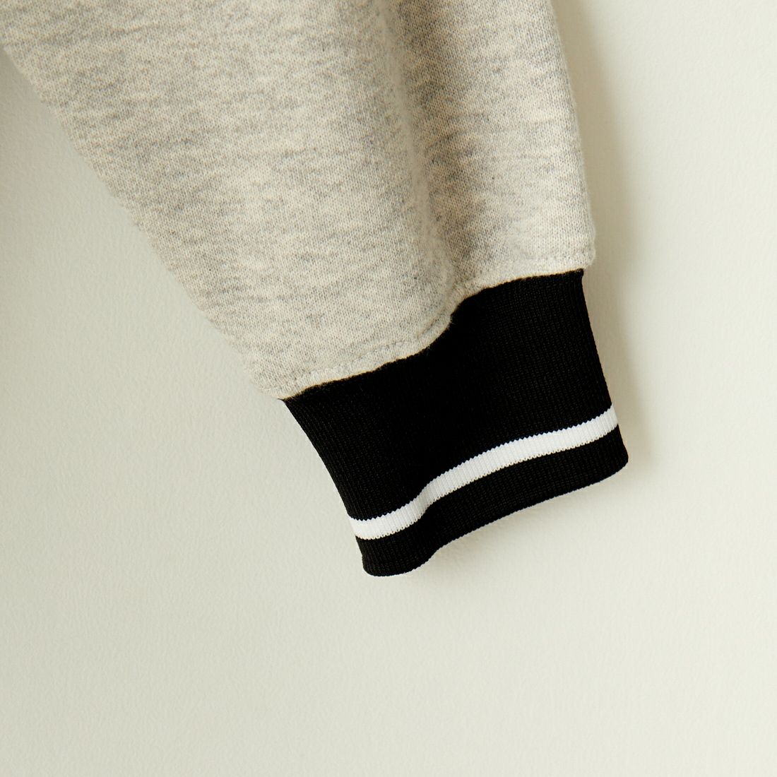 umbro [アンブロ] 別注 ワンポイントロゴ刺繍 ゲームスウェット [KBT58-NK-PO2-JF] ASH