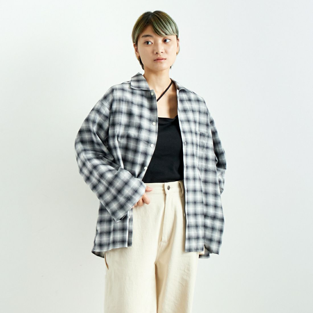 INDIVIDUALIZED SHIRTS [インディビジュアライズド シャツ] 別注 フランネルプレイドシャツ [IS200000002-JF] R12GFP BLK &&モデル身長：160cm 着用サイズ：F&&