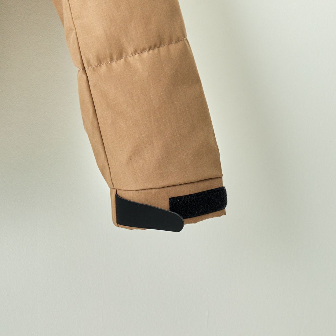 JEANSFACTORY × NANGA [ジーンズファクトリー × ナンガ] 別注 HINOC ダウンジャケット [JMP-244-023] BEIGE