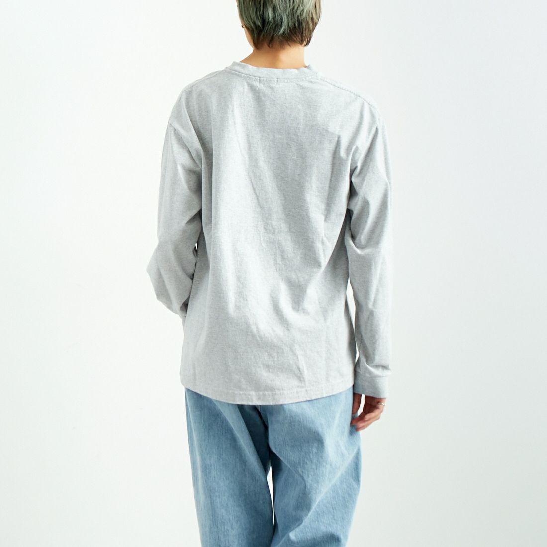 The Endless Summer [エンドレスサマー] ボックスロゴ ロングスリーブTシャツ [FH-24774323] 03 MIX GRY &&モデル身長：160cm 着用サイズ：S&&