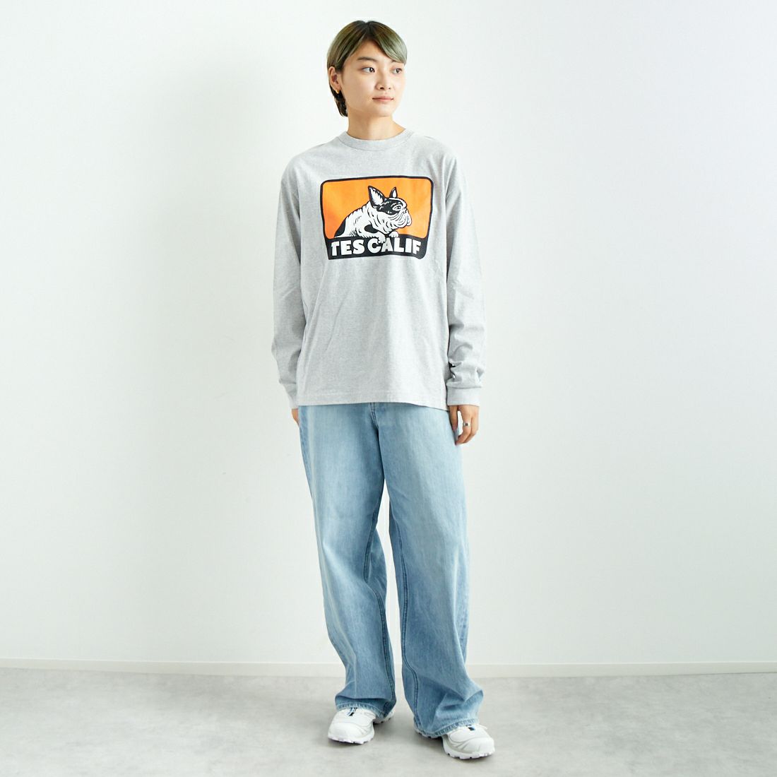 The Endless Summer [エンドレスサマー] ボックスロゴ ロングスリーブTシャツ [FH-24774323] 03 MIX GRY &&モデル身長：160cm 着用サイズ：S&&