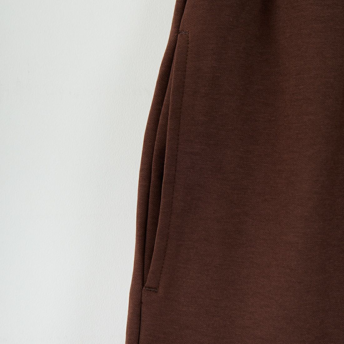 UNIVERSAL OVERALL [ユニバーサルオーバーオール] 別注 ポンチスウェットイージーパンツ [U2422601IN-JF] BROWN
