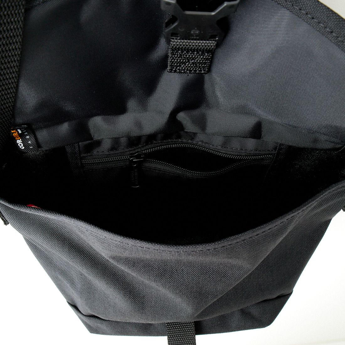 MANHATTAN PORTAGE [マンハッタンポーテージ] ナイロンメッセンジャーバッグ [MP1603FZP] BLACK