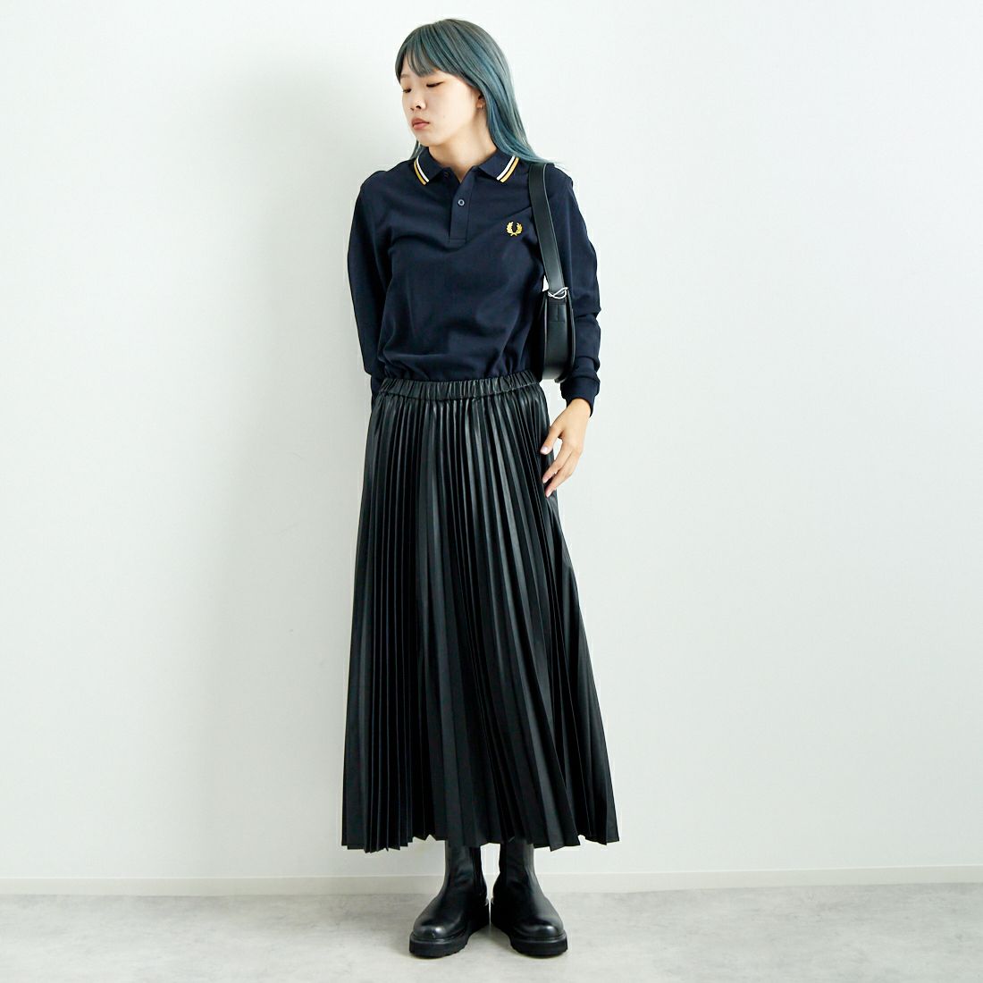 Jeans Factory Clothes [ジーンズファクトリークローズ] フェイクレザープリーツスカート [8920593-06] 03 ﾌﾞﾗｯｸ &&モデル身長：167cm 着用サイズ：F&&