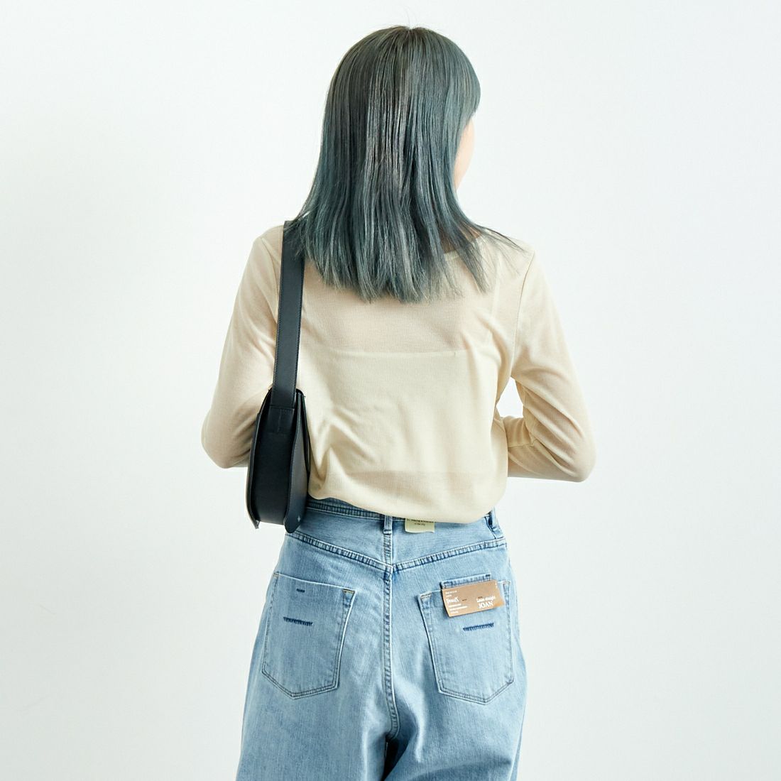 Jf Ready Made [ジェイエフレディメイド] 2WAYラメカフスインナー [999-22107] ｴｸﾘｭ &&モデル身長：167cm 着用サイズ：F&&