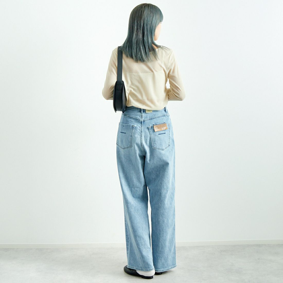 Jf Ready Made [ジェイエフレディメイド] 2WAYラメカフスインナー [999-22107] ｴｸﾘｭ &&モデル身長：167cm 着用サイズ：F&&