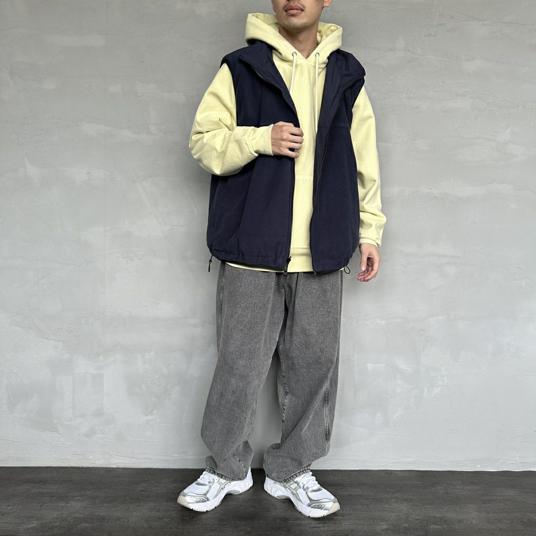 frostline [フロストライン] 別注 ナイロンフリース リバーシブルベスト [FL3-VT-IN3-JF] NAVY &&モデル身長：168cm 着用サイズ：L&&