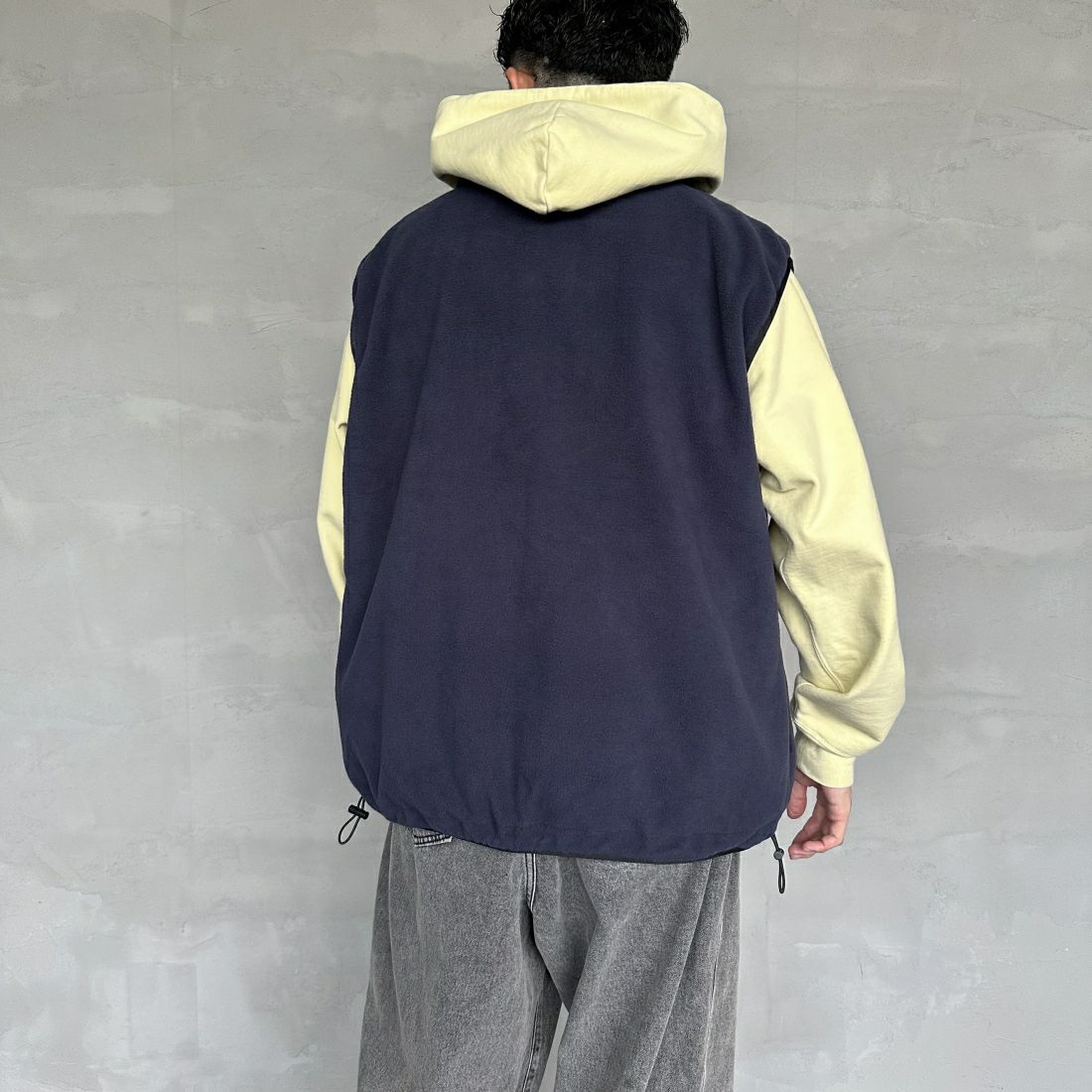 frostline [フロストライン] 別注 ナイロンフリース リバーシブルベスト [FL3-VT-IN3-JF] NAVY &&モデル身長：168cm 着用サイズ：L&&