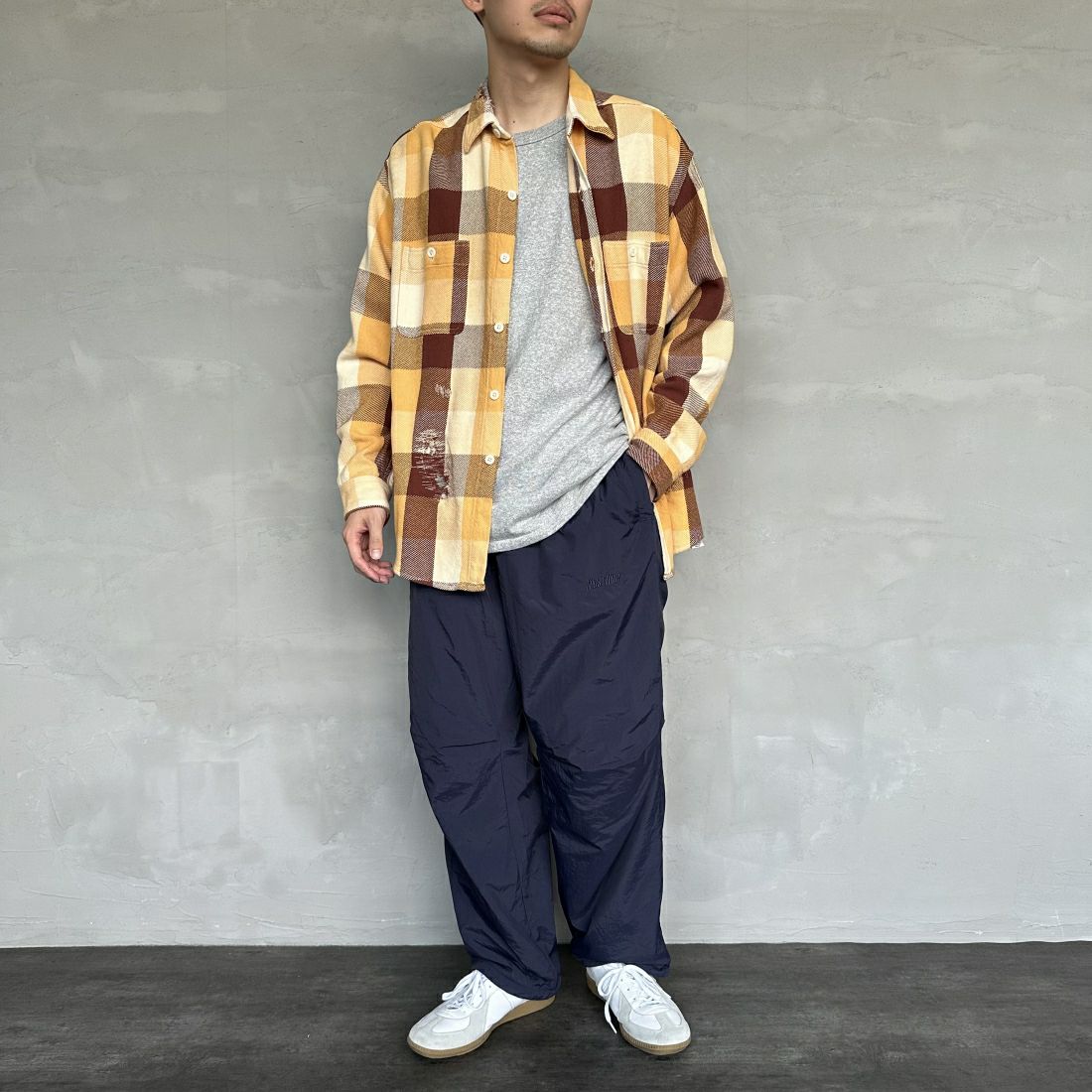 frostline [フロストライン] 別注 ナイロンフリース リバーシブルパンツ [FL5-PT-IN4-JF] NAVY &&モデル身長：168cm 着用サイズ：L&&