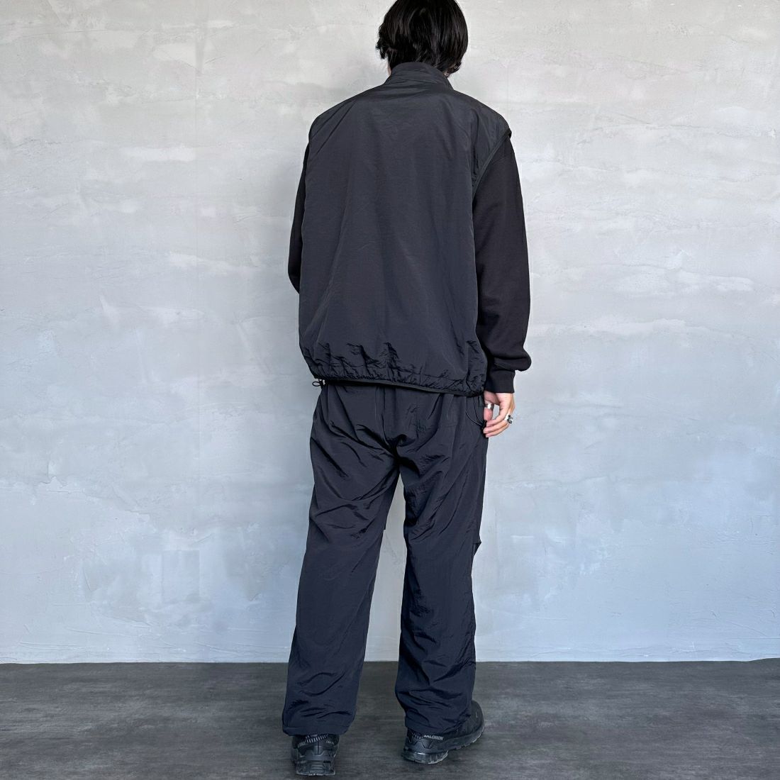 frostline [フロストライン] 別注 ナイロンフリース リバーシブルパンツ [FL5-PT-IN4-JF] BLACK &&モデル身長：179cm 着用サイズ：L&&