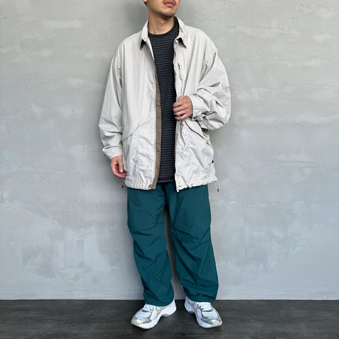 frostline [フロストライン] 別注 ナイロンフリース リバーシブルパンツ [FL5-PT-IN4-JF] GREEN &&モデル身長：168cm 着用サイズ：L&&