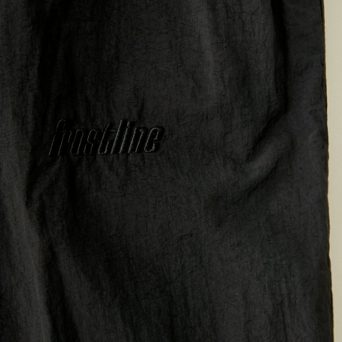 frostline [フロストライン] 別注 ナイロンフリース リバーシブルパンツ [FL5-PT-IN4-JF] BLACK