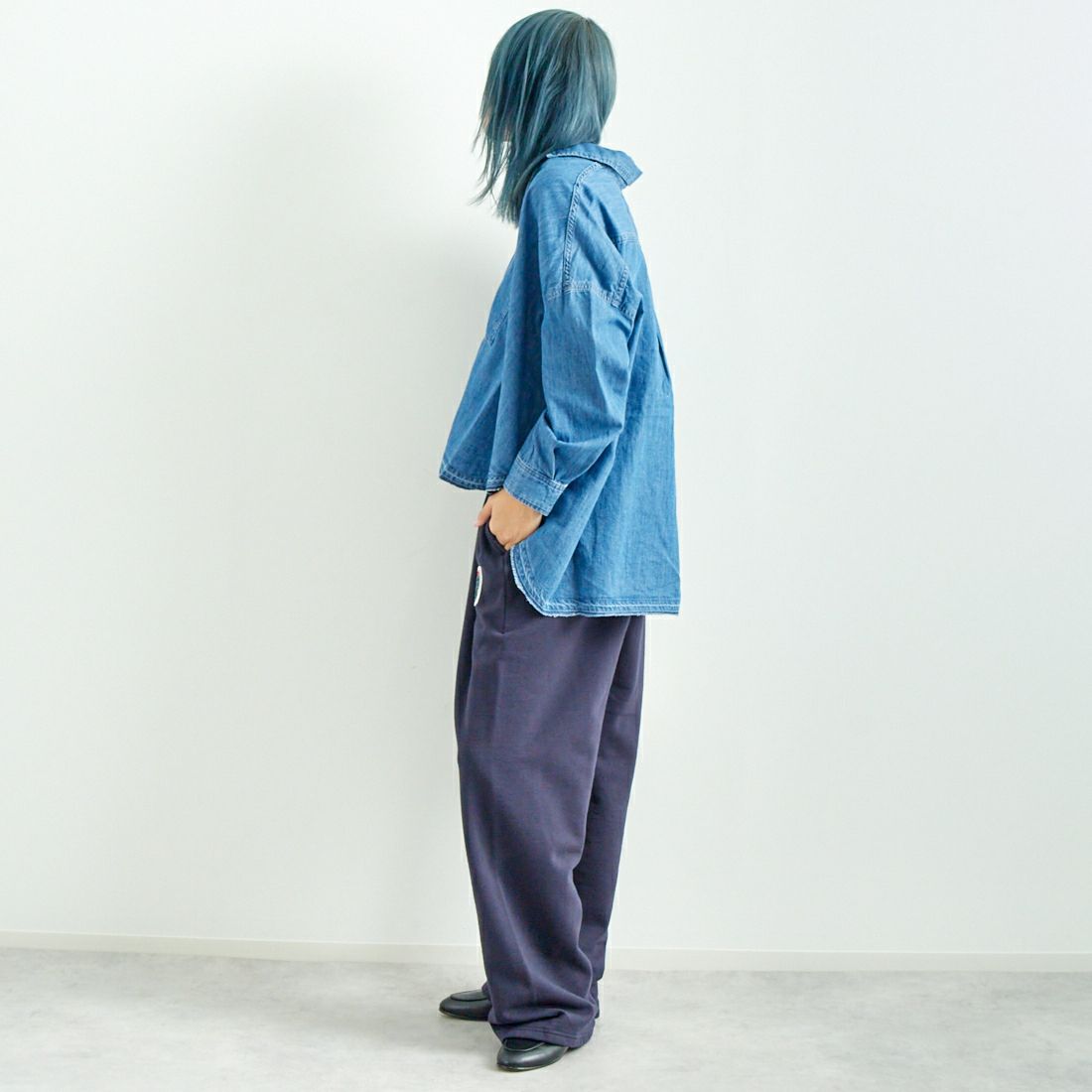 HOLIDAY [ホリデイ] スウェットパンツ [24201019] GRAY &&モデル身長：167cm 着用サイズ：ONE SIZE&&