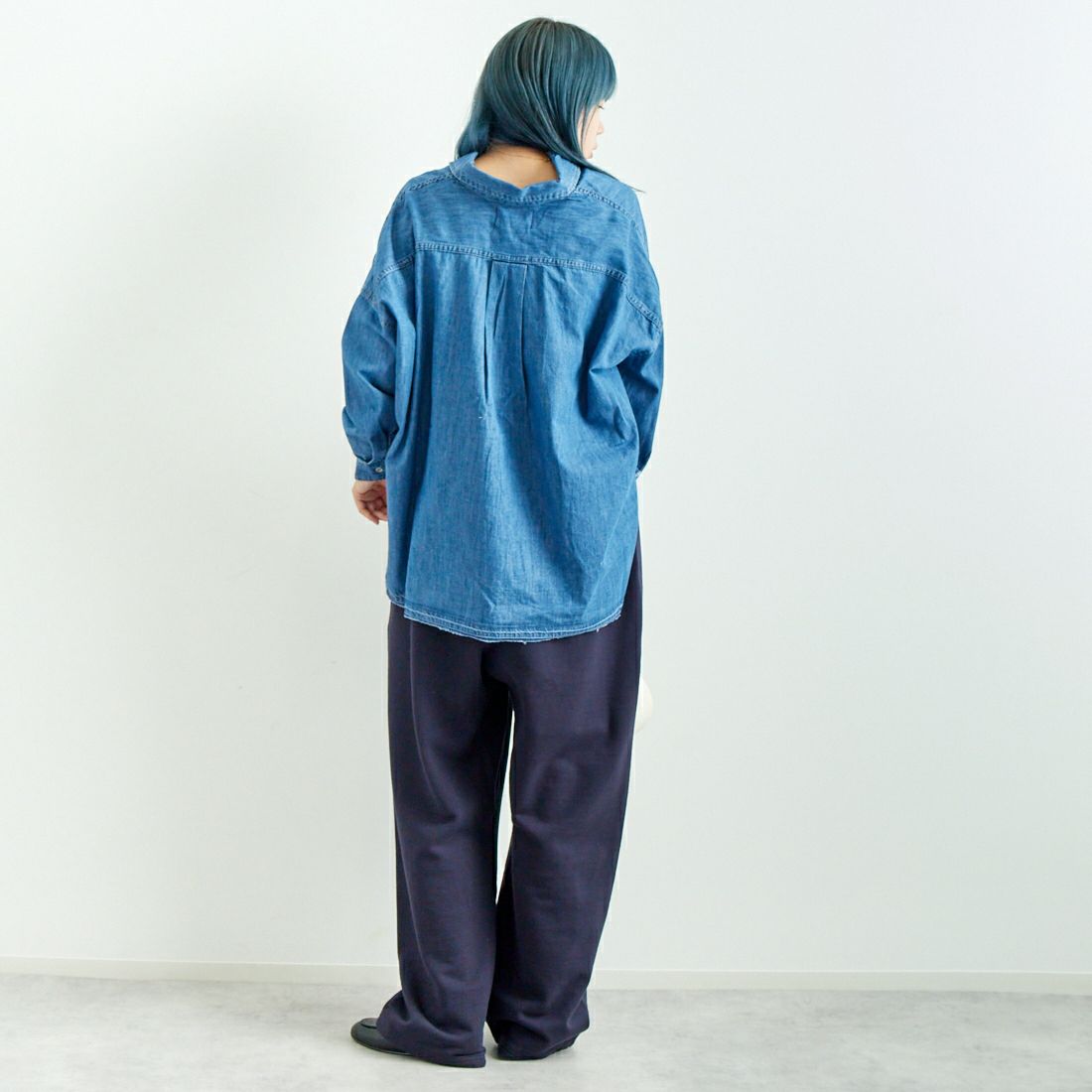 HOLIDAY [ホリデイ] スウェットパンツ [24201019] GRAY &&モデル身長：167cm 着用サイズ：ONE SIZE&&